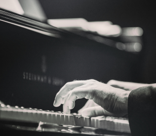 Master class avec le pianiste Bertrand Masséi