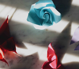 Ateliers grainothèque : confection de fleurs en origami
